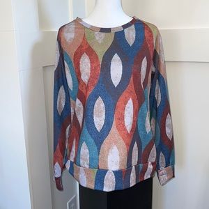 Women’s Long sleeve print top.